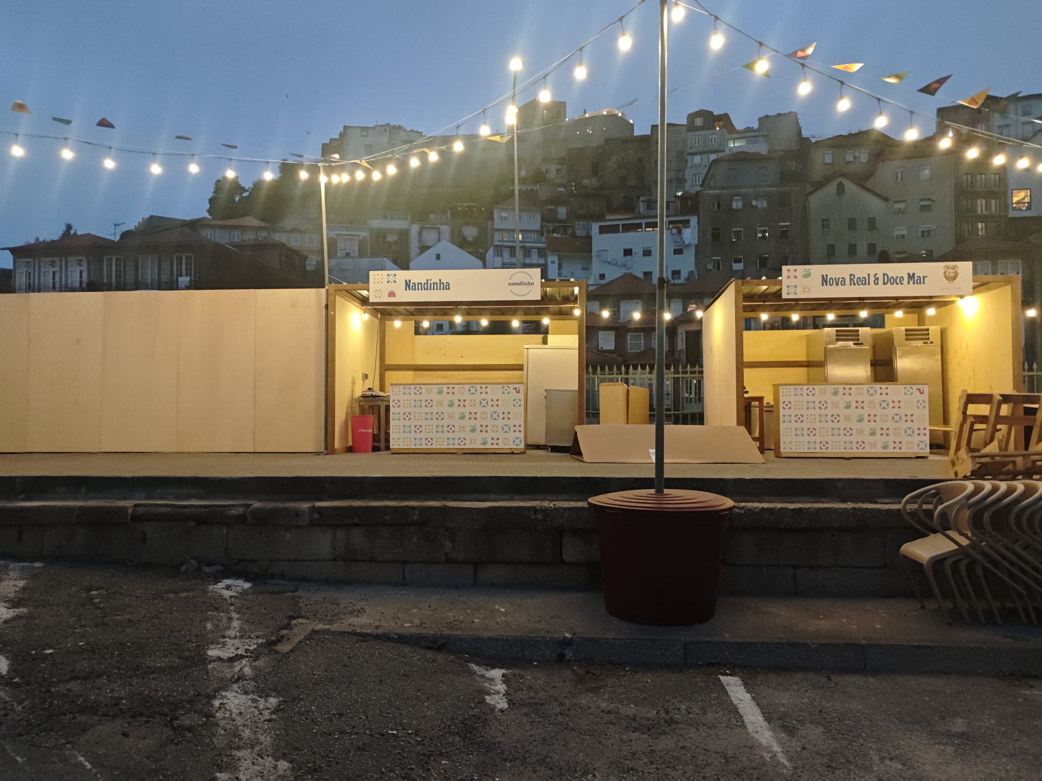 Trabalho de montagem elétrica e iluminação da AP Montagens Eléctricas